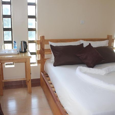 Eshborns House - Near Jomo Kenyatta International Airport And Sgr With Shuttle Services Syokimau Exteriör bild