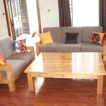 Eshborns House - Near Jomo Kenyatta International Airport And Sgr With Shuttle Services Syokimau Exteriör bild