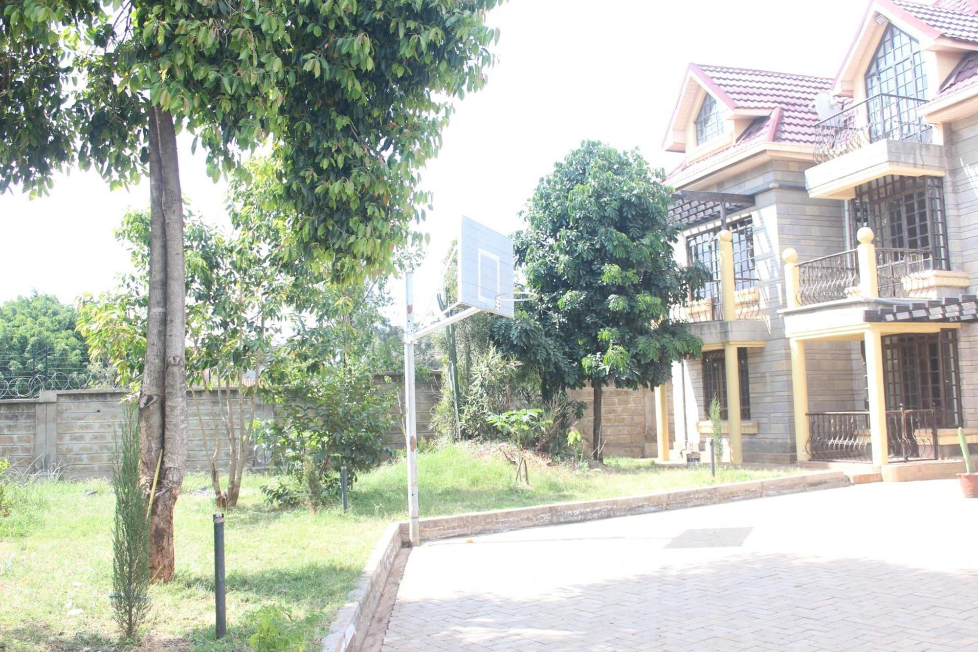 Eshborns House - Near Jomo Kenyatta International Airport And Sgr With Shuttle Services Syokimau Exteriör bild