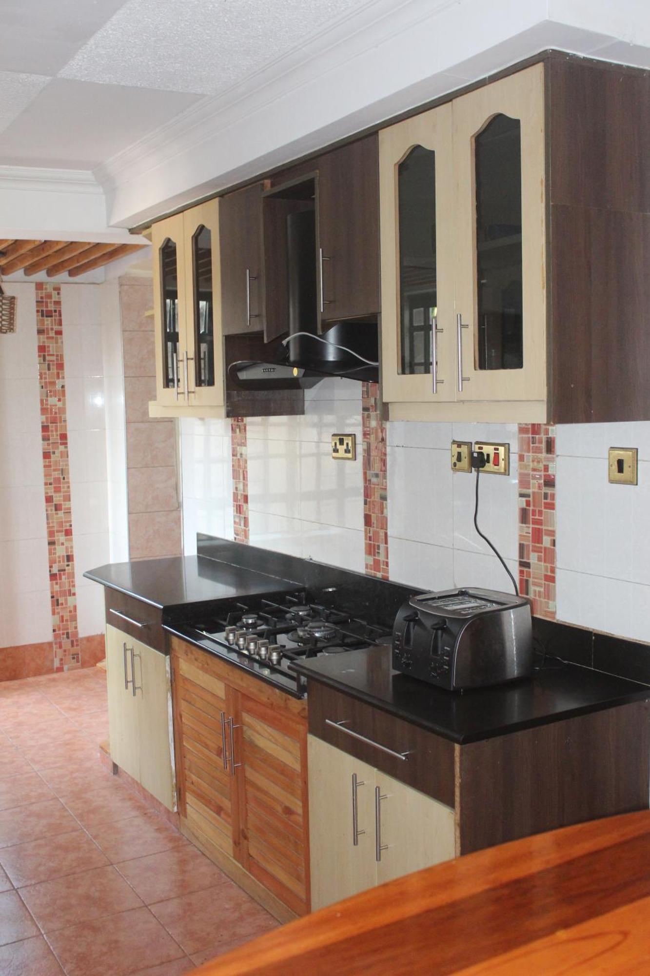 Eshborns House - Near Jomo Kenyatta International Airport And Sgr With Shuttle Services Syokimau Exteriör bild